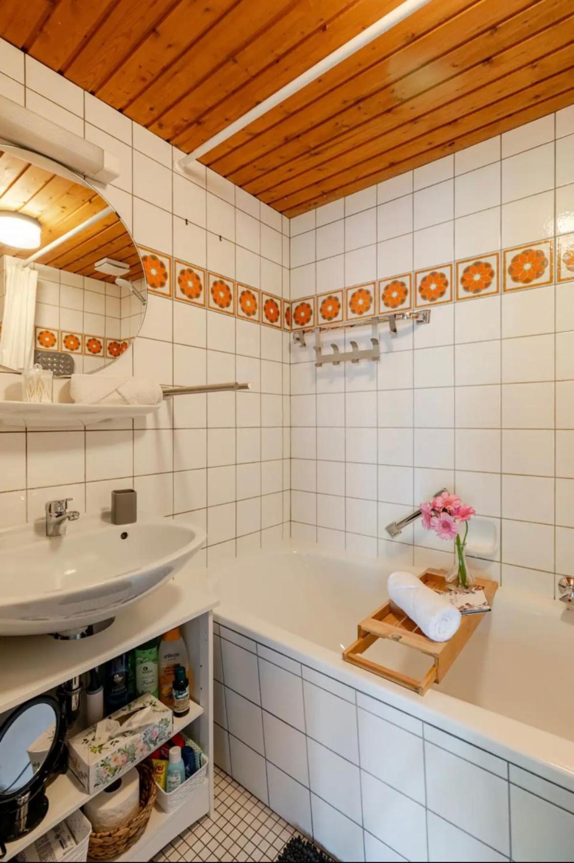 شقة An Wanderwegen Gelegen Mit Terrasse Und Boxspringbett ساسباشفالدن المظهر الخارجي الصورة