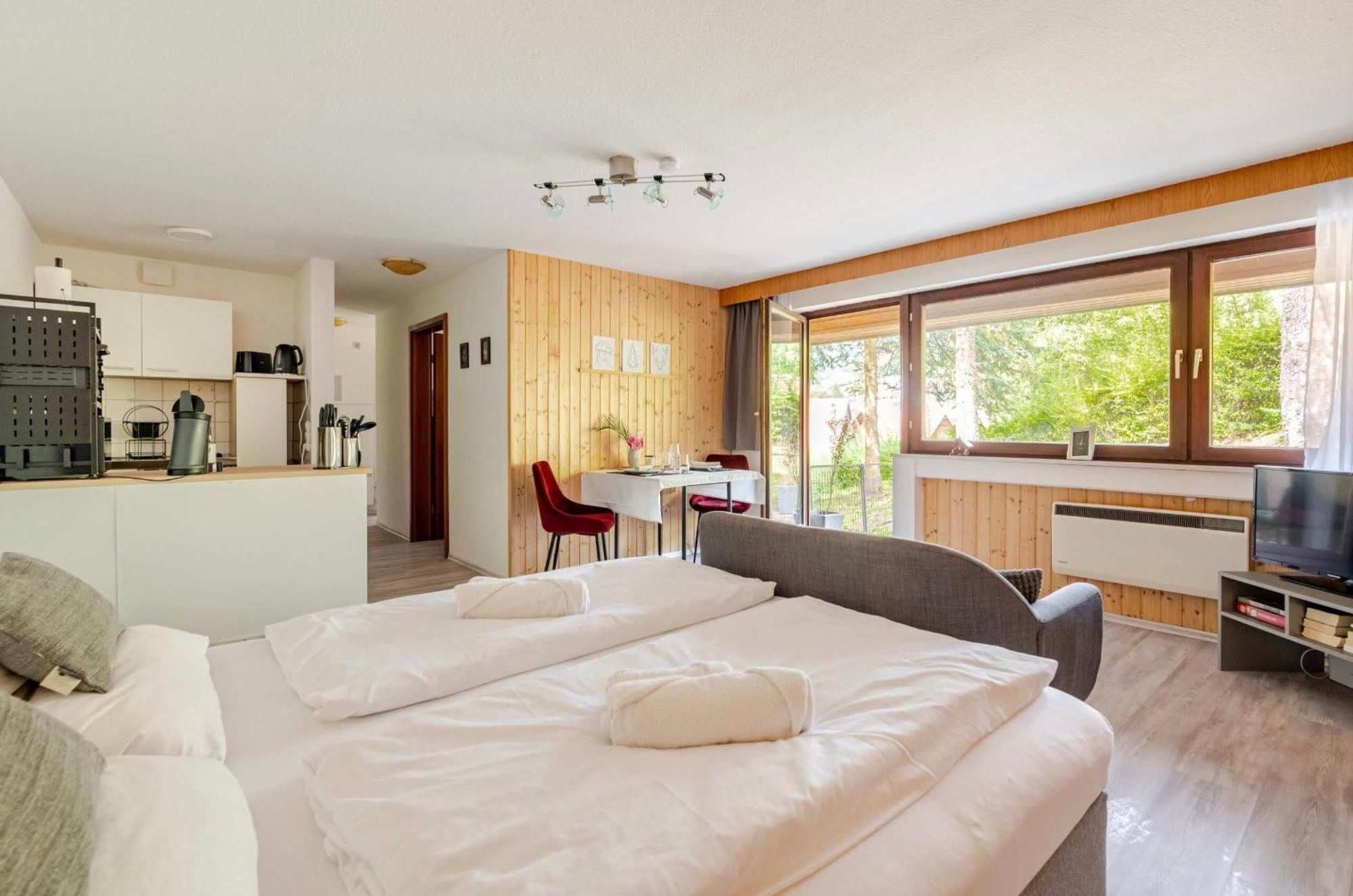 شقة An Wanderwegen Gelegen Mit Terrasse Und Boxspringbett ساسباشفالدن المظهر الخارجي الصورة